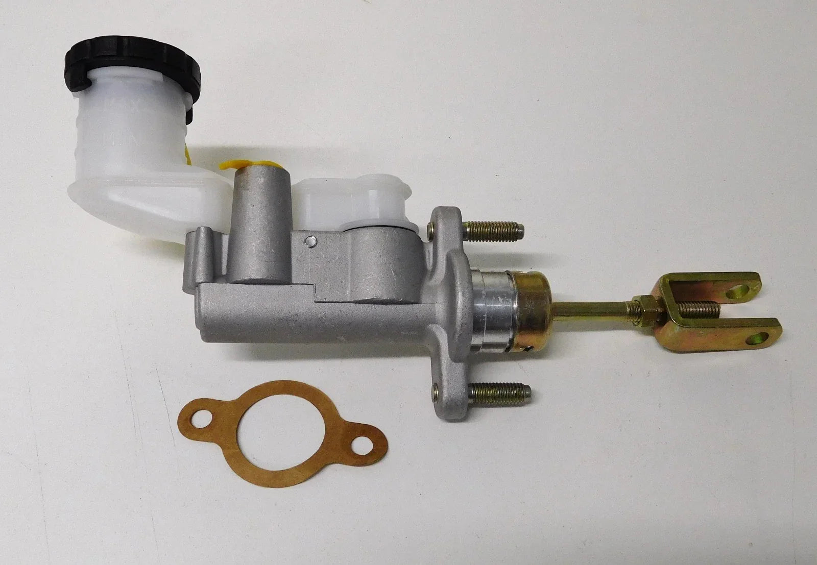 Clutch Master Cylinder Assembly for Isuzu D-Max 4WD Diesel (2008-2012)