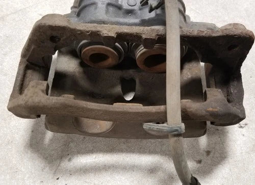 Left Front Brake Caliper Assembly for Lincoln LS (2003–2006)