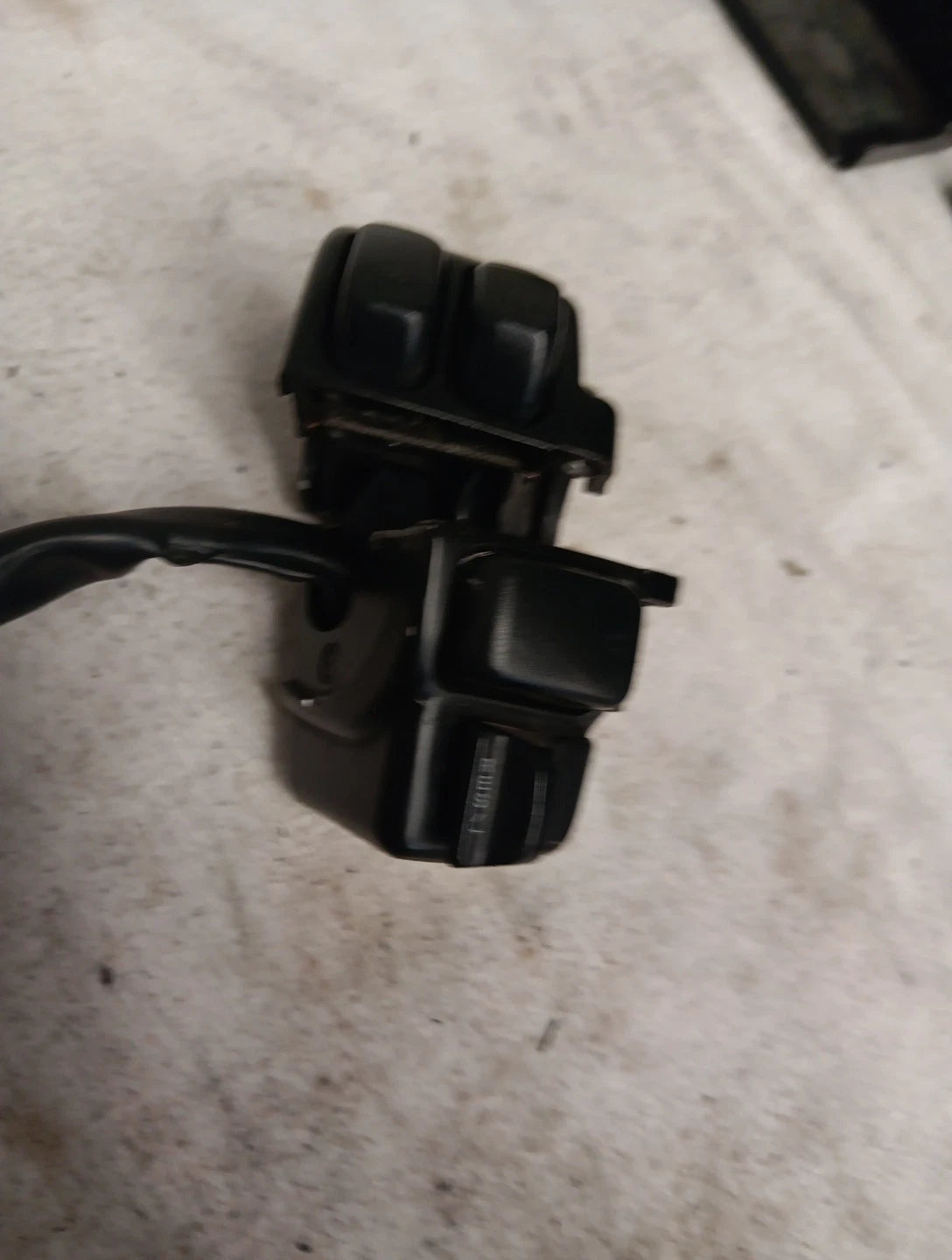Right Side Handlebar Switch Housing for Harley-Davidson Road King (2007)