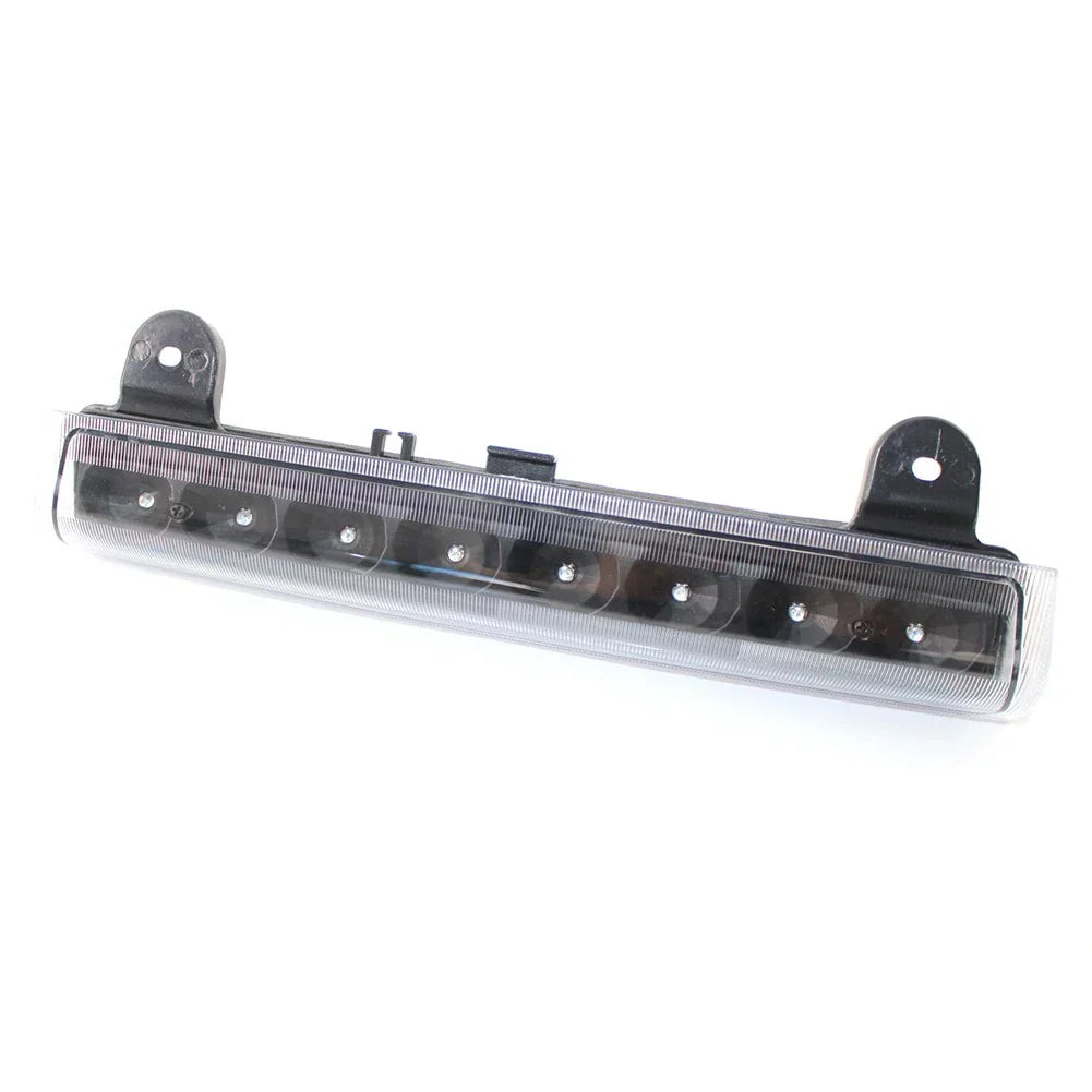 Rear Roof Third Brake Light Stop Lamp for Chevy Suburban, GMC Yukon (00-06)