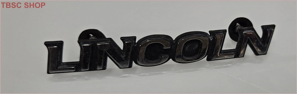 Front Bumper Emblem for Lincoln Mark VIII (1993–1996)