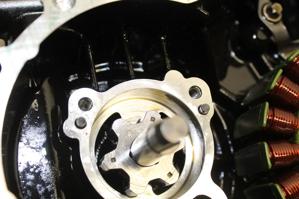 Stator Magneto Oil Pump Housing Timing Drive Cover for Seadoo 1603 1630 (N/A)