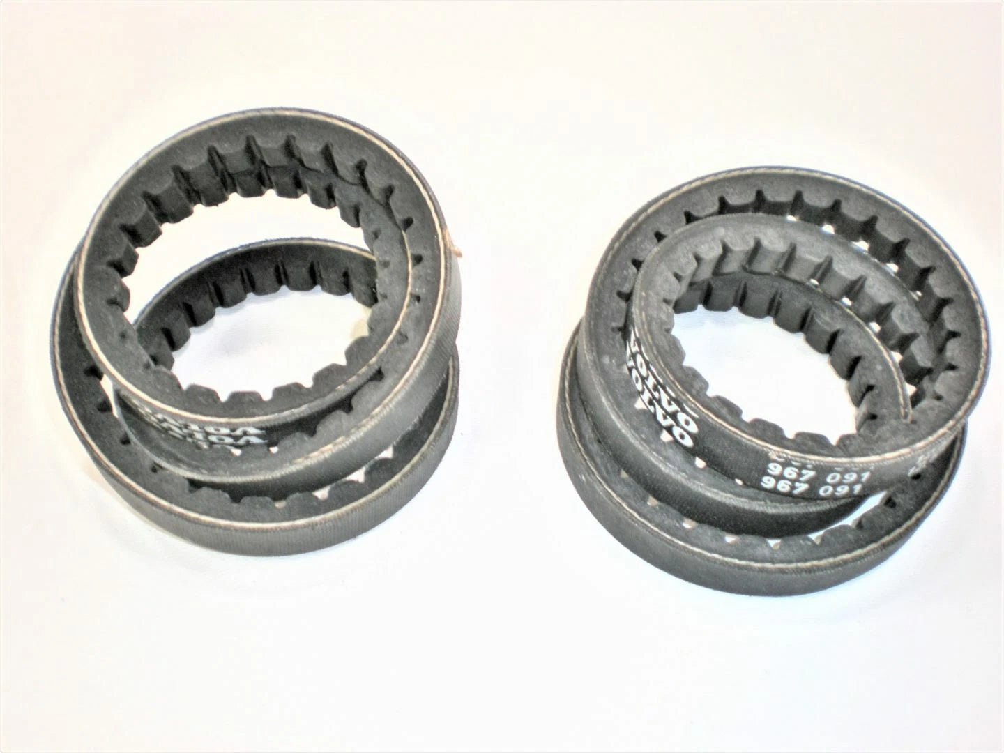 Set of 2 Sterndrive Water Pump Alternator Belts for Volvo Penta (967158-7)