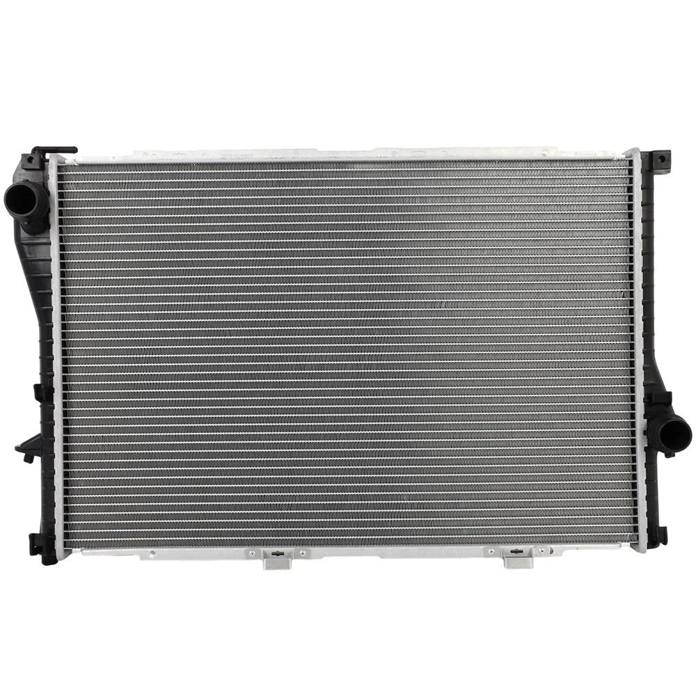 Radiator and Cooling Fan Kit for BMW M5 (2000–2003)