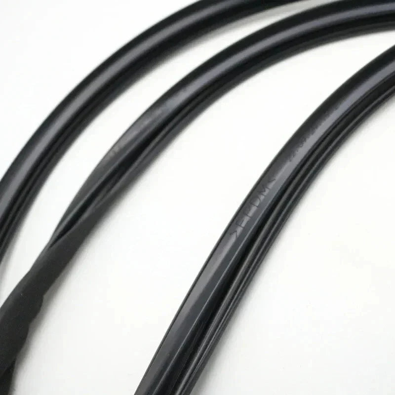 Weatherstrip Sliding Roof Seal for Toyota LC100/Lexus LX470 (1998–2007)