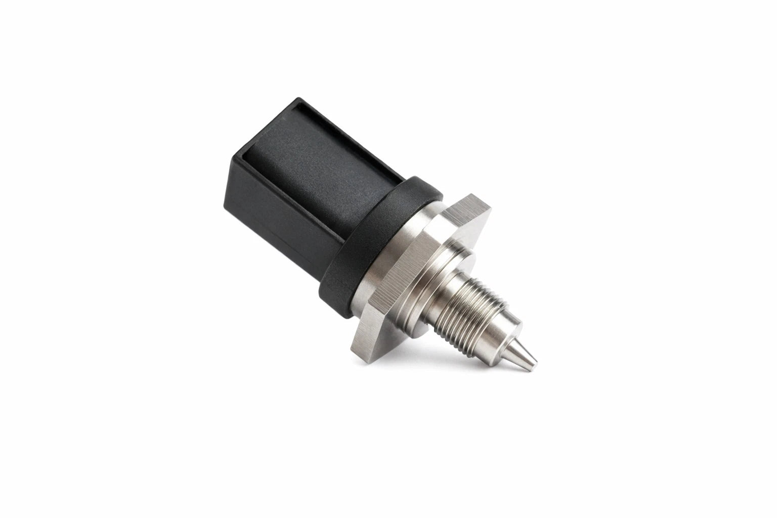 Fuel Pressure Sensor for Mercedes-Benz CLA250, GLB250 (2014–2023) 2569050200