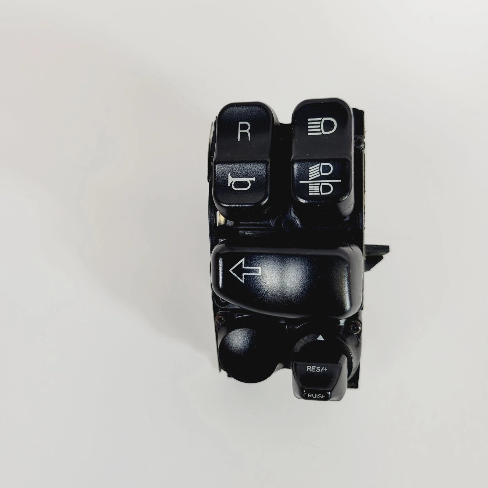 Left Hand Control Switch Pack for Harley Davidson Freewheeler (2015–2024) 71500237