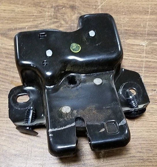 Trunk Latch for Lincoln Mark VIII (1993–1996)