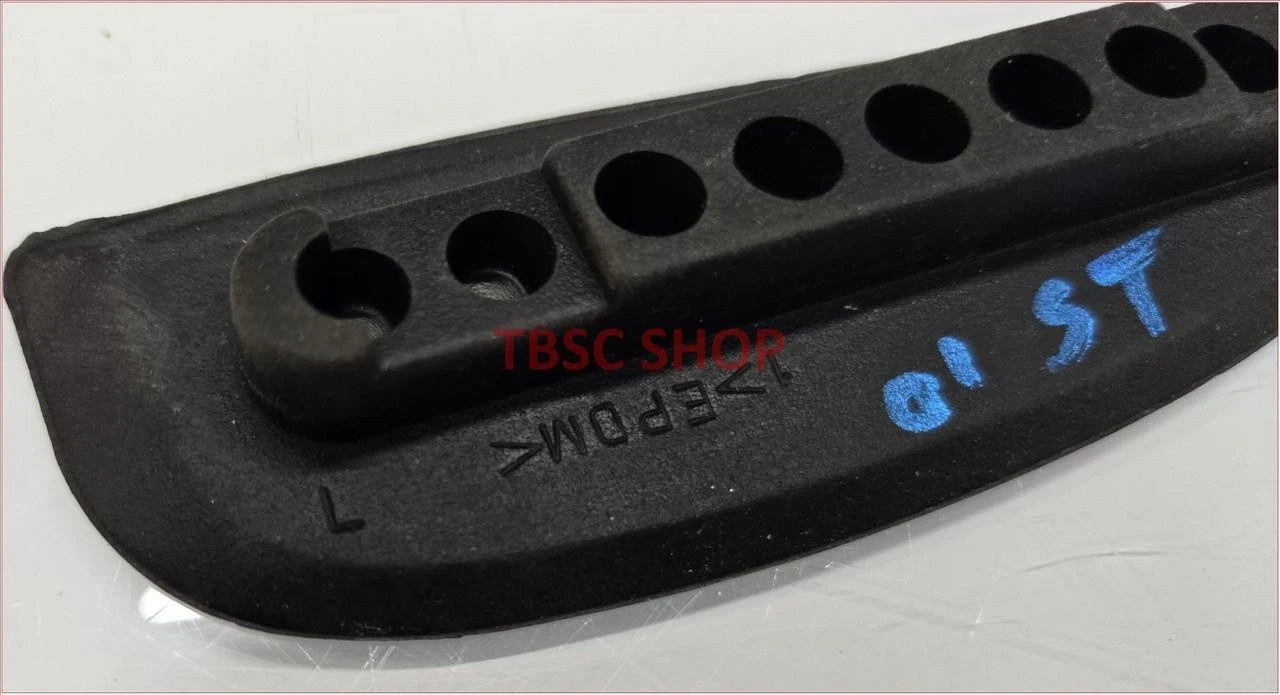Front Door Panel Handle Rubber Mat LH for Jaguar S-Type (2000–2002)