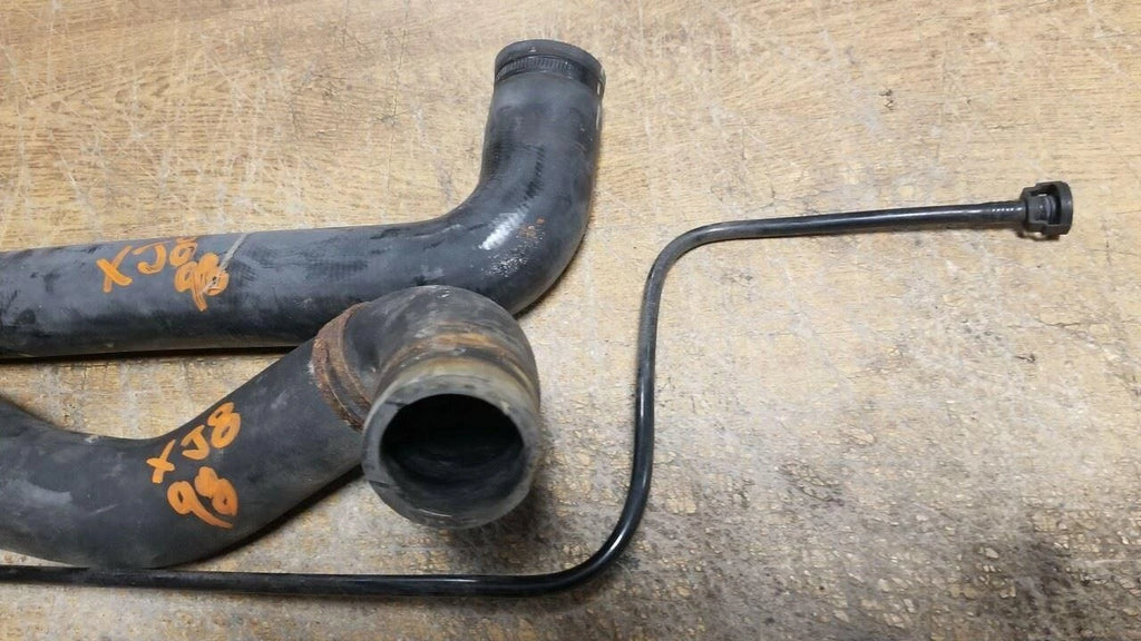Set of 2 Engine Radiator Hoses for Jaguar VDP XJ8 (1998–2003)