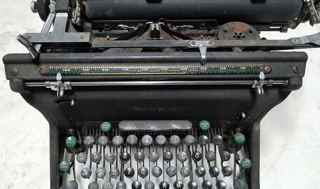 Antique Underwood Standard Typewriter 1923 Art Deco Black Exposed Keys