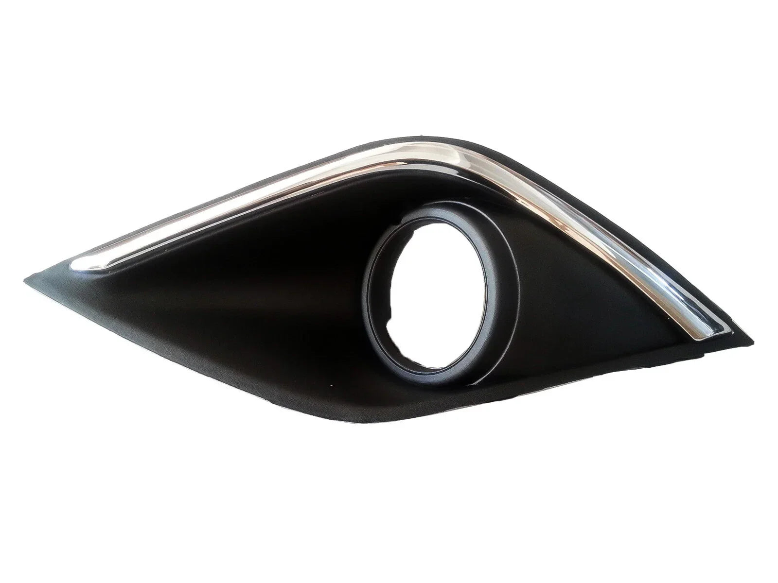 Left Front Bar Grille With Fog Light Mount, Chrome Trim for M
