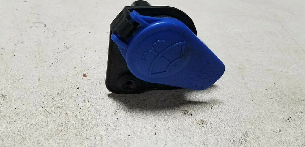 Windshield Wiper Fluid Nozzle Filler Neck for Jaguar XF (2009–2011) 8X23-17N605-AE