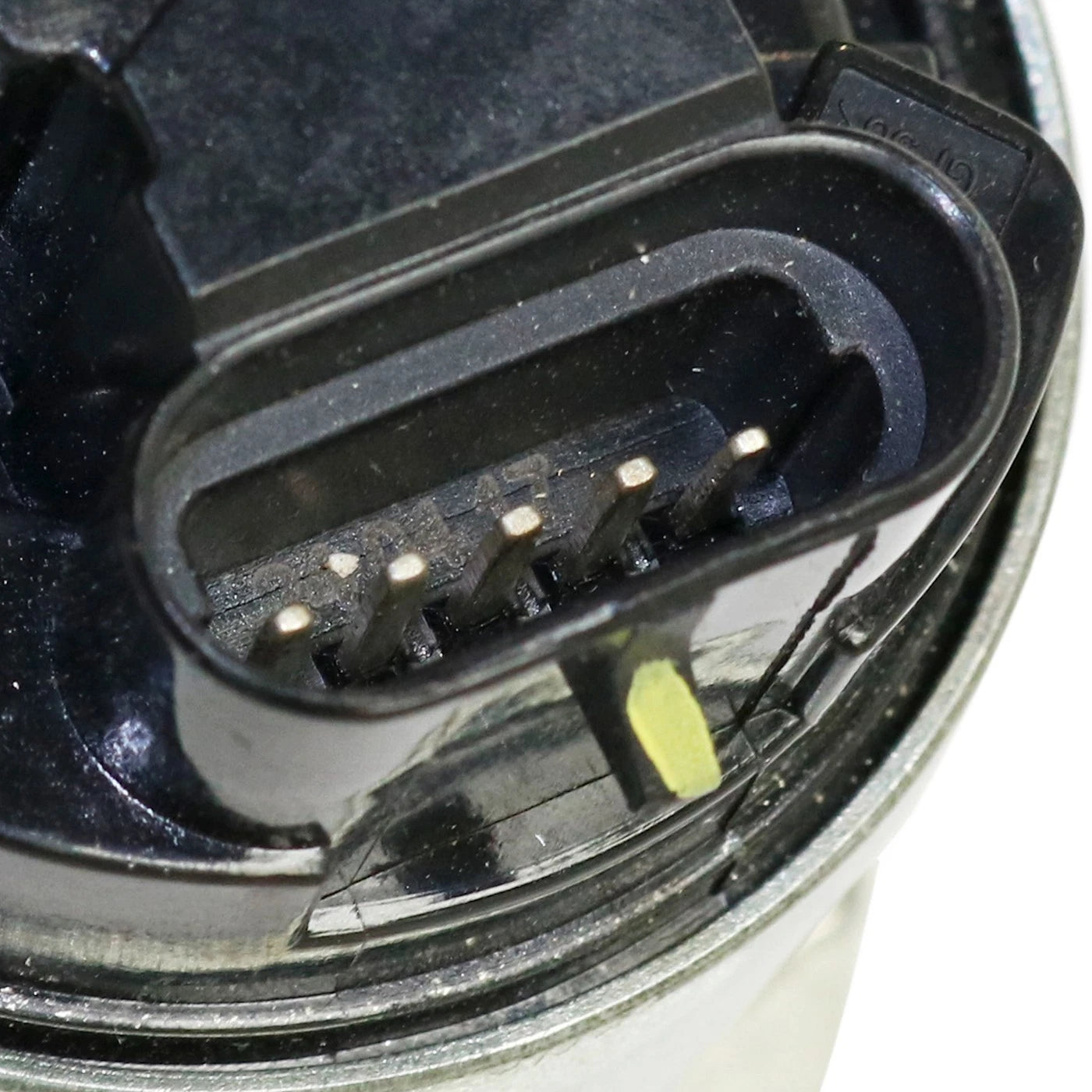 EGR Valve for Chevy Express, Savana, Suburban, GMC C2500, C3500, K3500