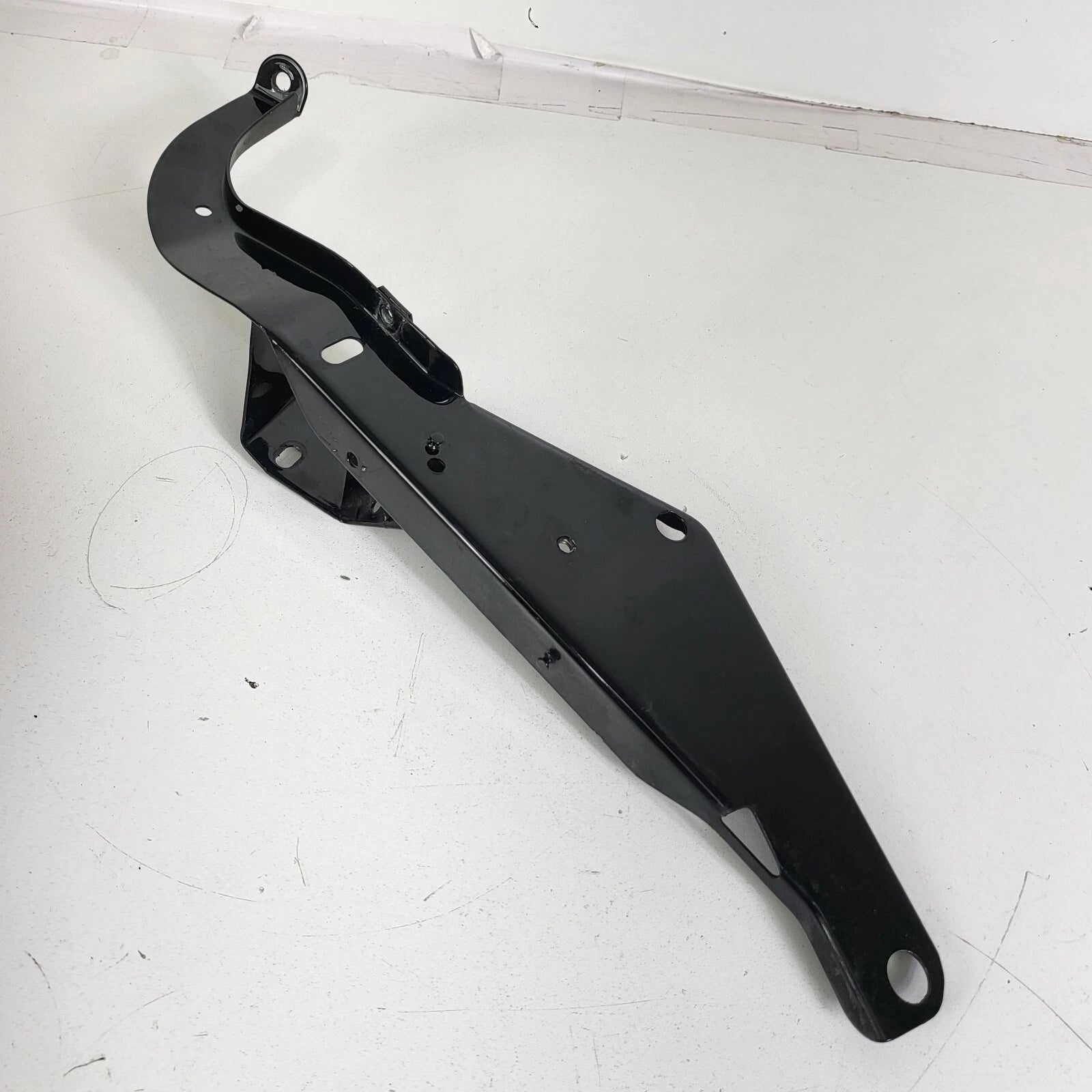 Left Front Fairing Support for Harley Touring (1996–2013) 58478-96A