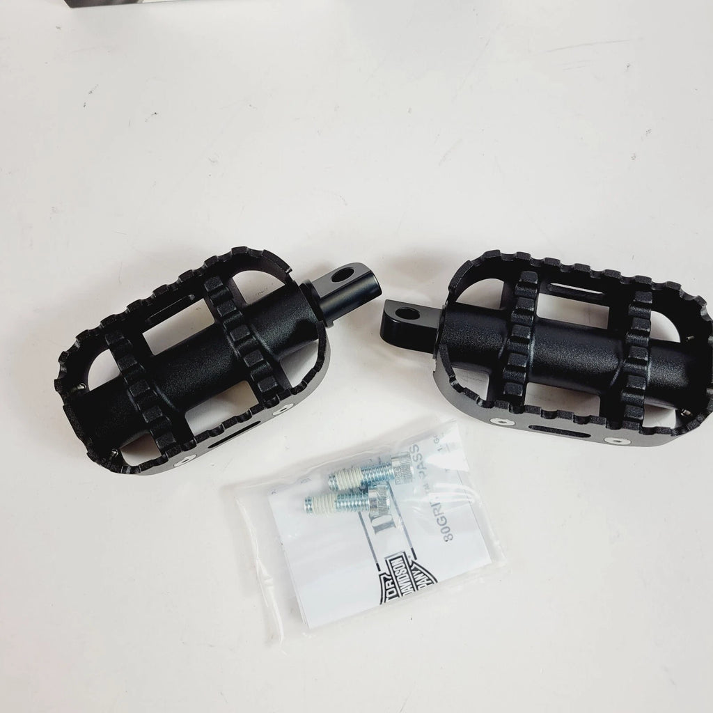 Passenger Footpegs for Harley Davidson (80GRIT) (5051605) Black