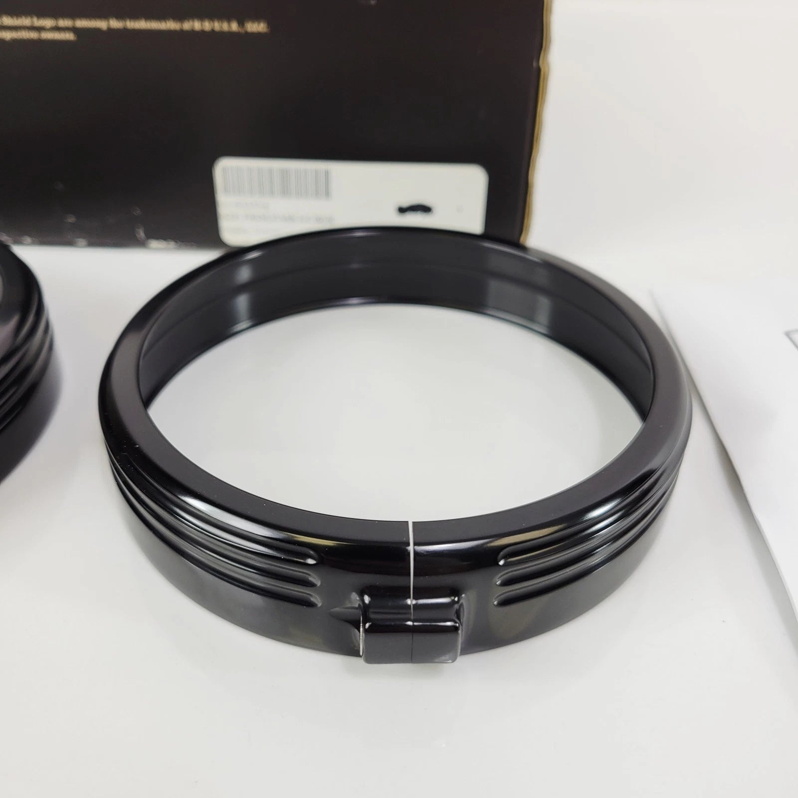 Defiance 4" Auxiliary Lamp Trim Rings for Harley-Davidson (Black Anodized) 61400354