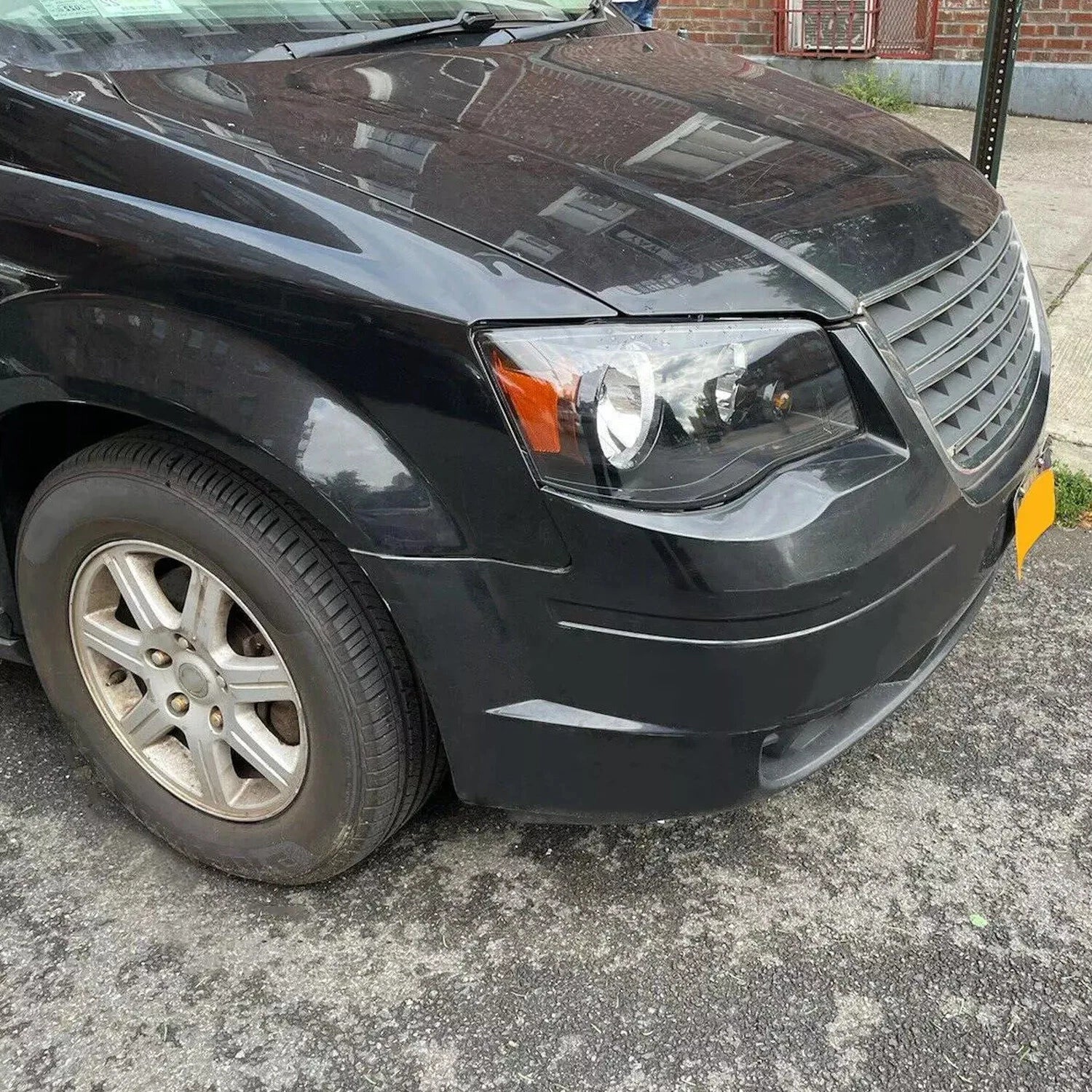 Right Headlight for Chrysler Town & Country, Dodge Grand Caravan (2008–2016)