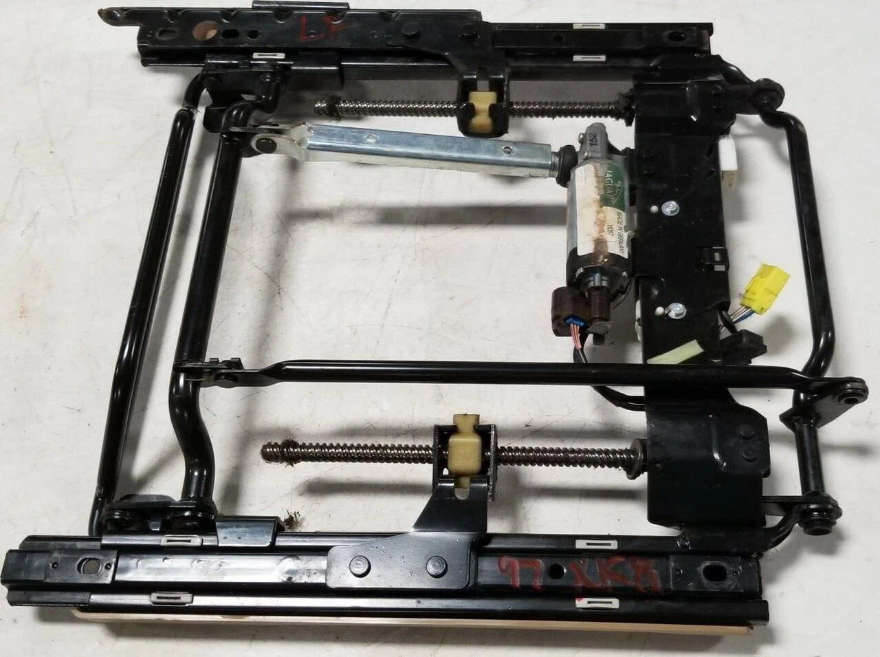 Left Seat Base Station with Motor for Jaguar XK8 XKR (1997–1999)