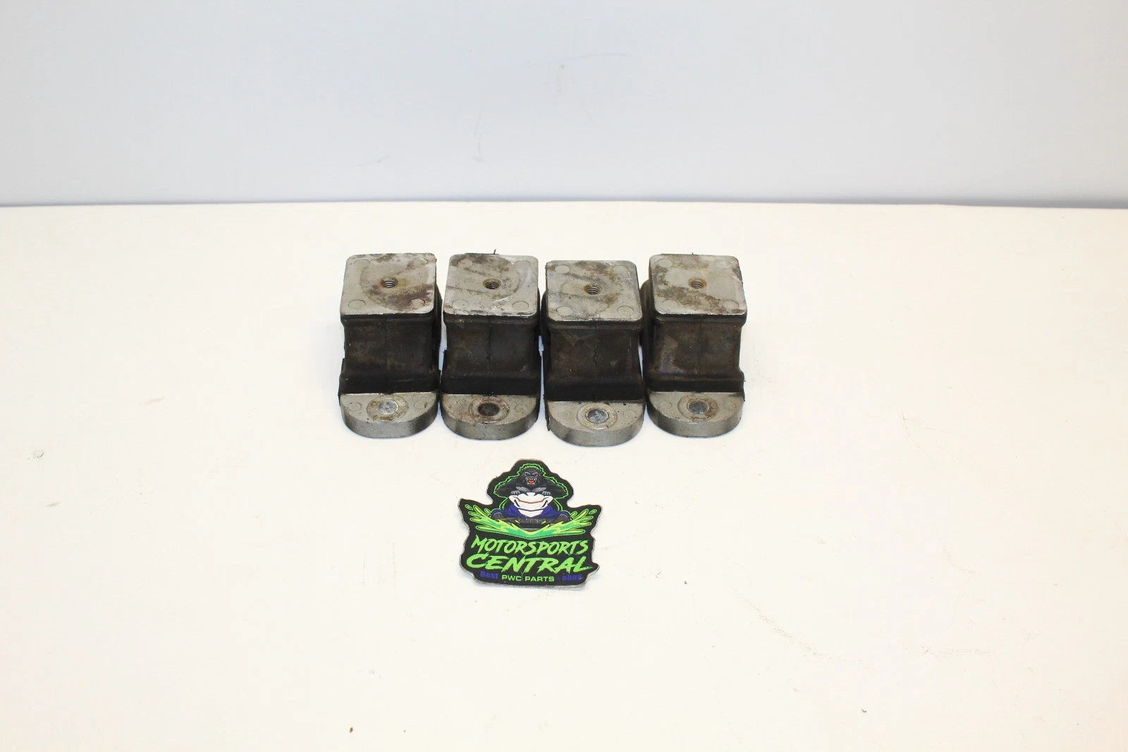 Engine Motor Mount Set of 4 for Yamaha Waverunner FX GP GPR FZR FZS VX (Freshwater)