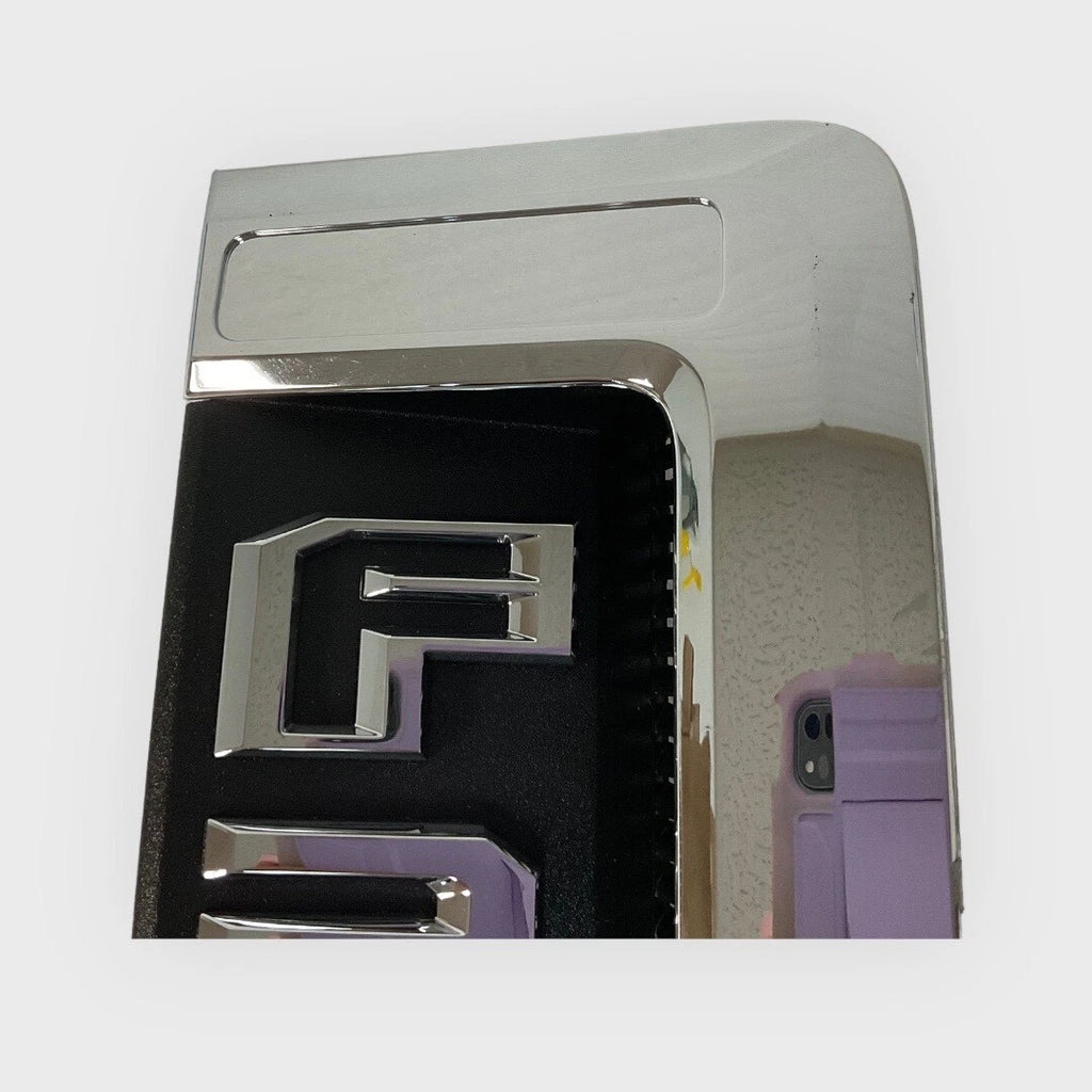 Chrome Right Side Fender Vent Emblem for Ford F-250 (2017–2022) HC3B-25000A72
