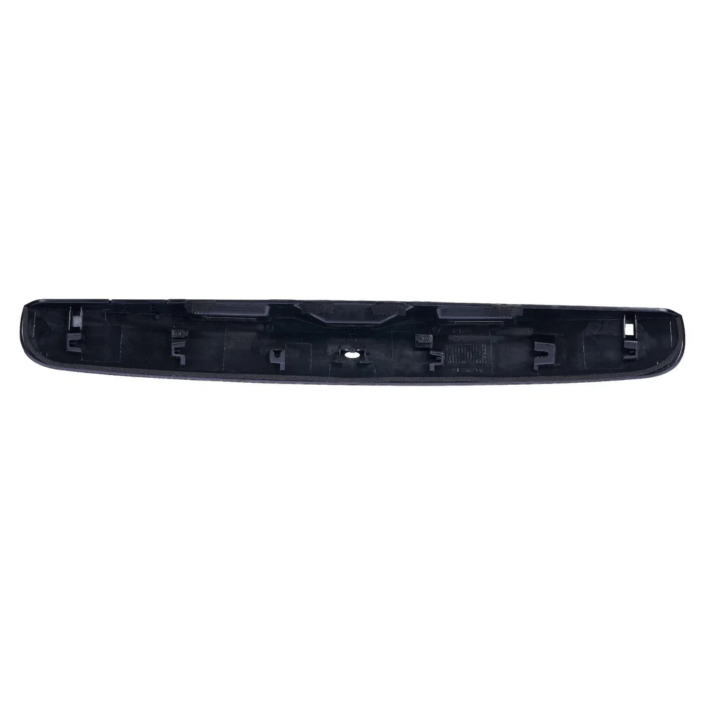 Tailgate Handle Garnish Cover w/Oval Push Button for Nissan Dualis (2007–2013)