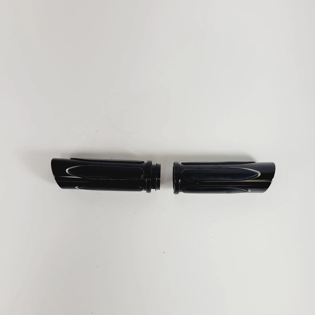 1'' Black CNC Handle Bar Grips for Harley Touring (2014–2023)