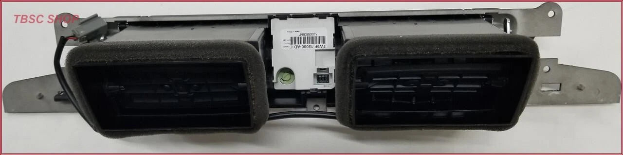 Center Dash Vent Assembly with Clock for Jaguar XJ8 XJR (2004–2007) 2W9F-15000-A