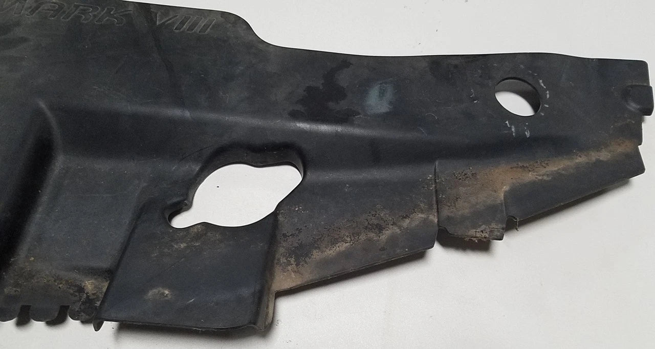 Bumper Radiator Core Support Upper Cover Trim for Lincoln Mark VIII (1997–1998)