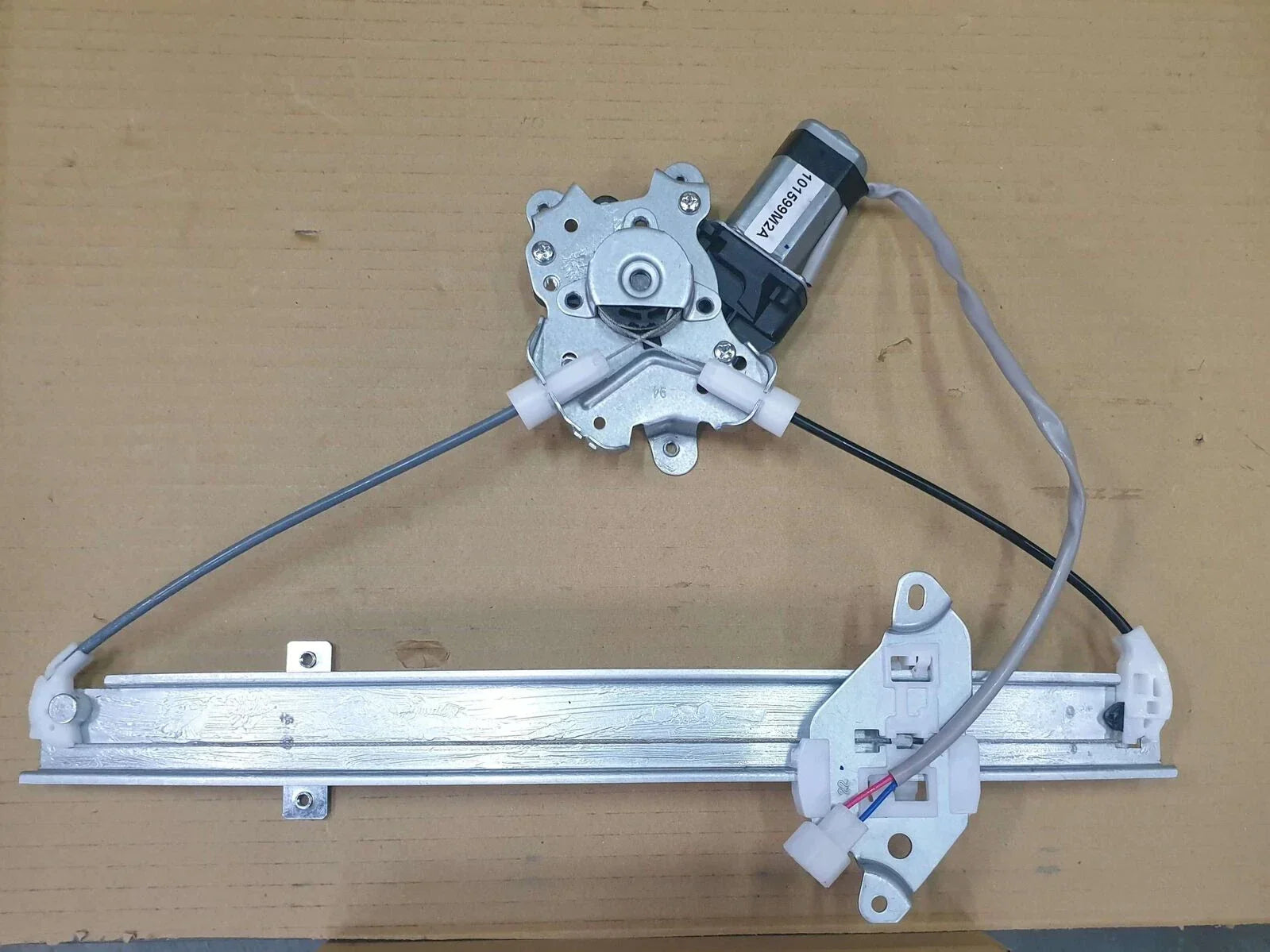Rear Window Regulator With Motor 2 Pins for Mitsubishi Lancer (2002–2008)