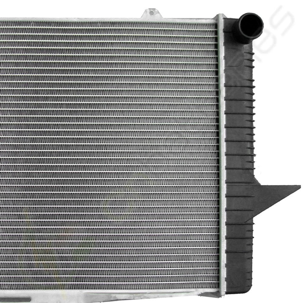 Aluminum Radiator for Volvo 850 (1993–1997), S70 (1998–2000), V70 (1998–2000)