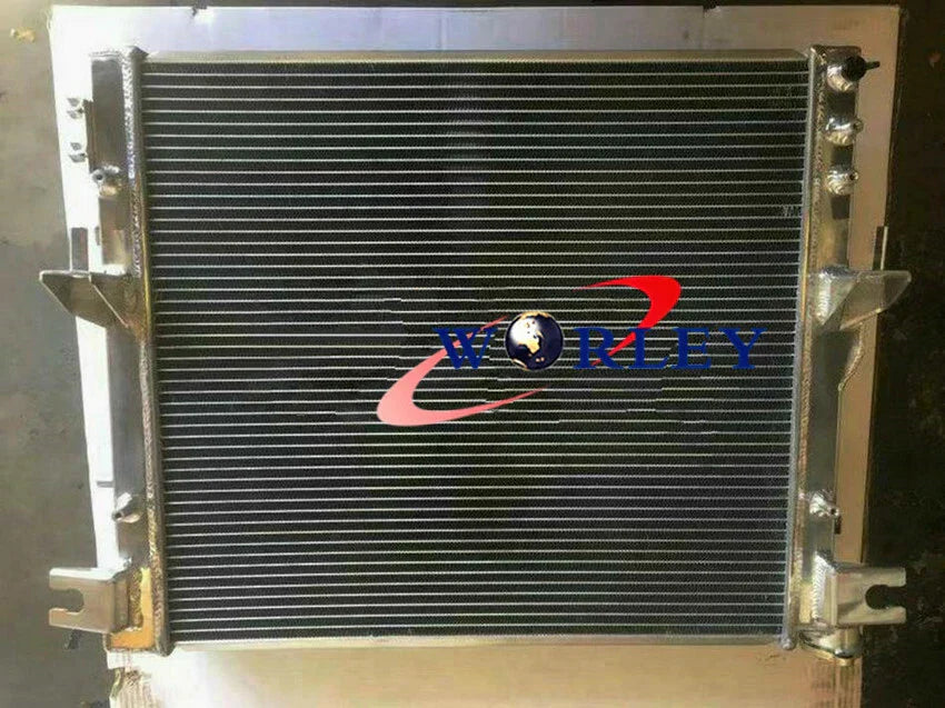 3 Row Aluminum Radiator for Jeep Wrangler JK 3.6 3.8 Petrol (2007-2018)