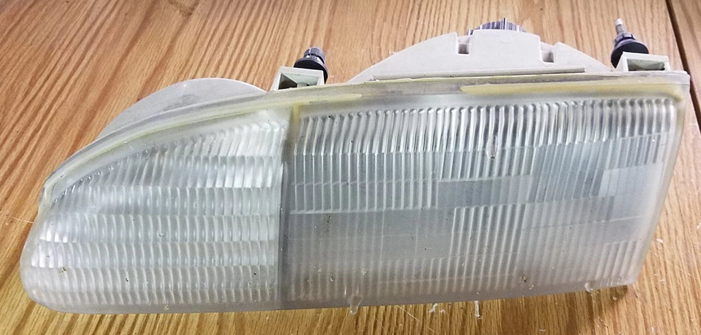 Headlight LH Driver Side for Ford Thunderbird (1994–1995)