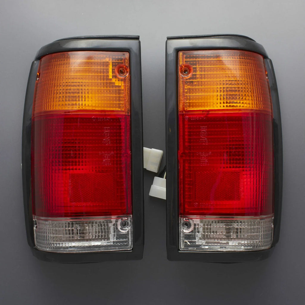 Black Taillights for 85-98 Mazda Bravo B-Series B2000 B2200 B2600 (1985-1998)