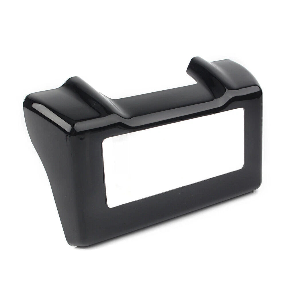 Fairing Guard Oil Cooler Cover for Harley Road Electra Glide CVO (2011–2016)