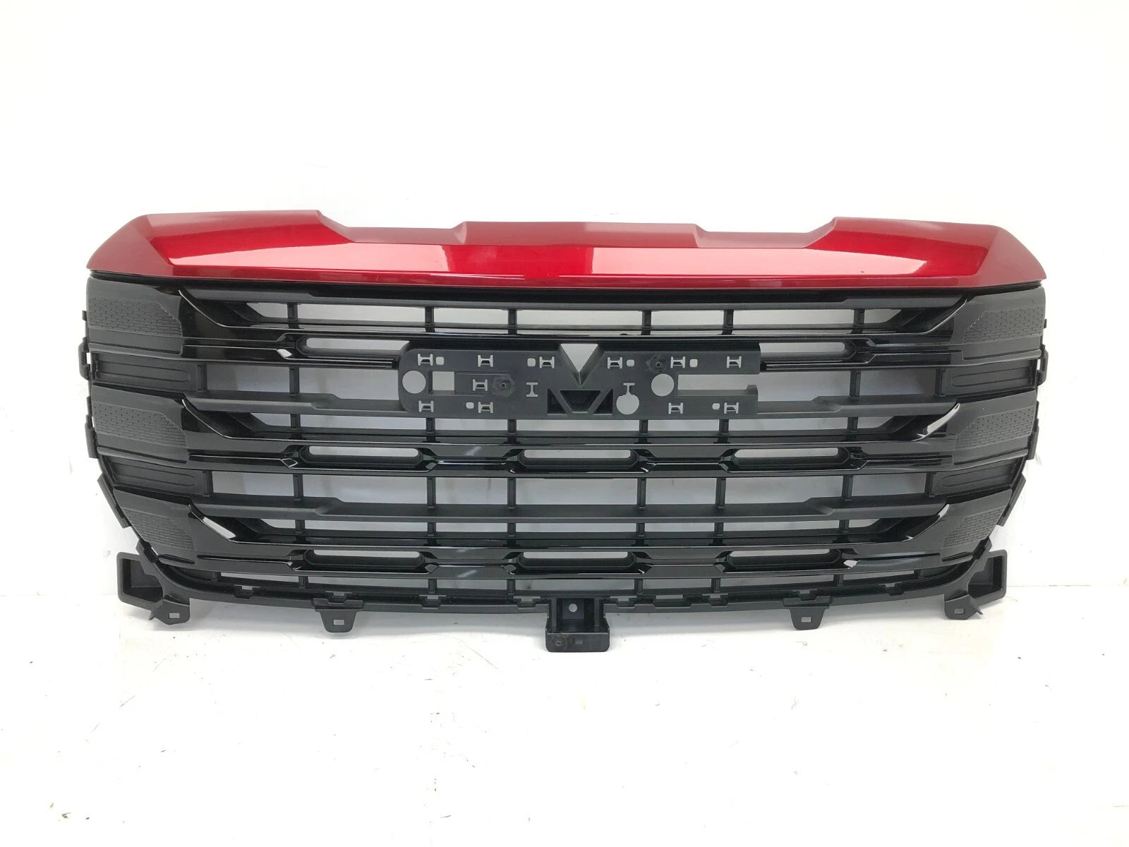 Front Upper Bumper Grille for GMC Sierra 1500 (2022–2024) Volcanic Red MET 37
