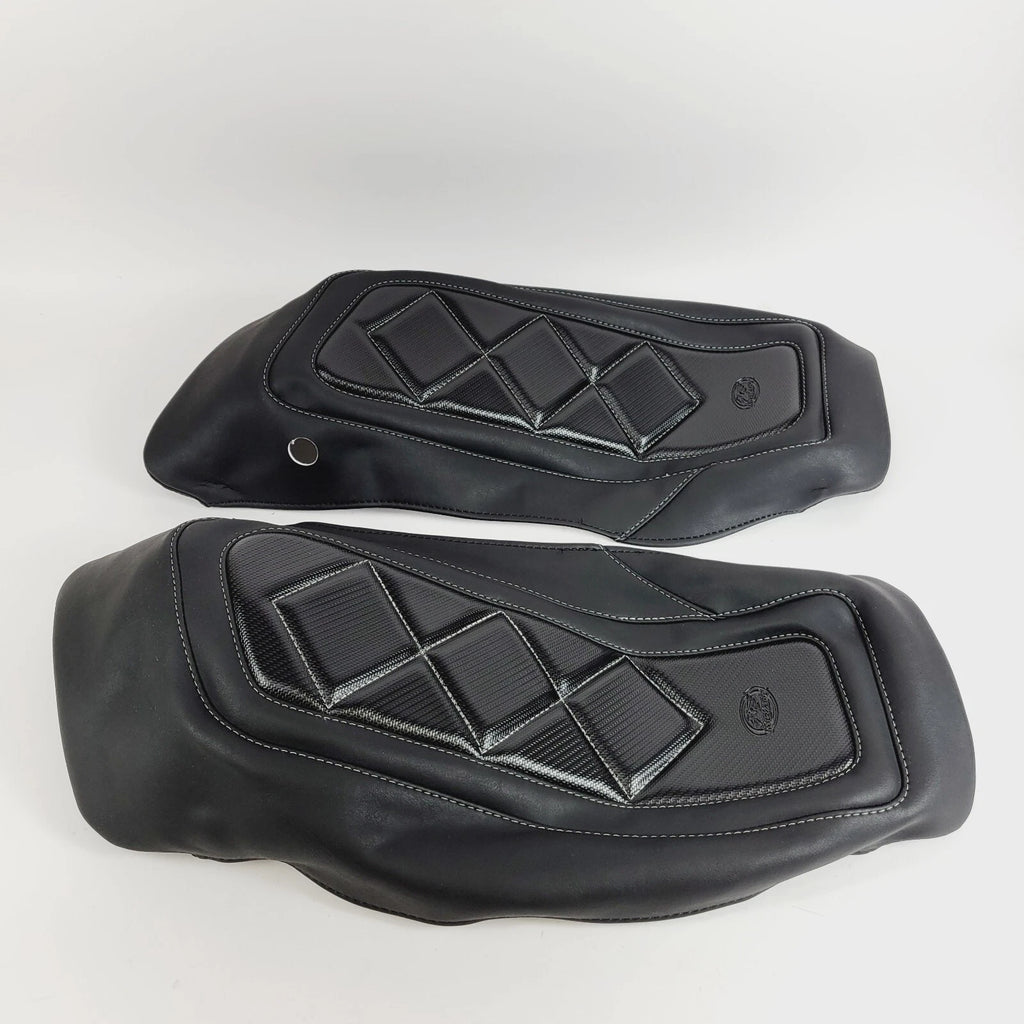 Saddlebag Lid Cover for Harley Touring (2014–2023) Carbon Diamond