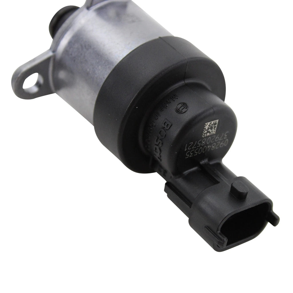 Bosch Fuel Pressure Regulator for Silverado 2500 HD, Sierra 3500 (2001–2004)