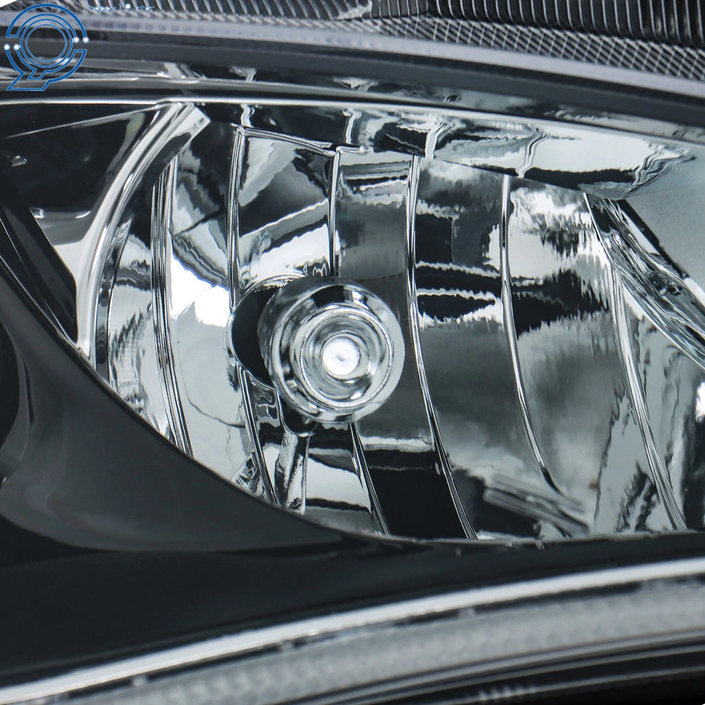 Right Headlight for Chrysler Pacifica (2017-2020) HID with LED DRL Chrome Trim