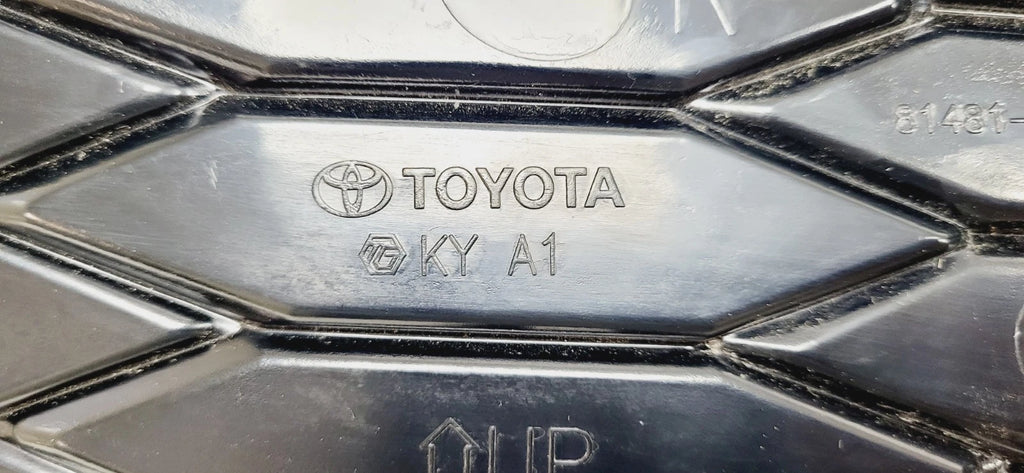 Front Right Fog Light Cover for Toyota Camry (2021–2024) 81481-06220