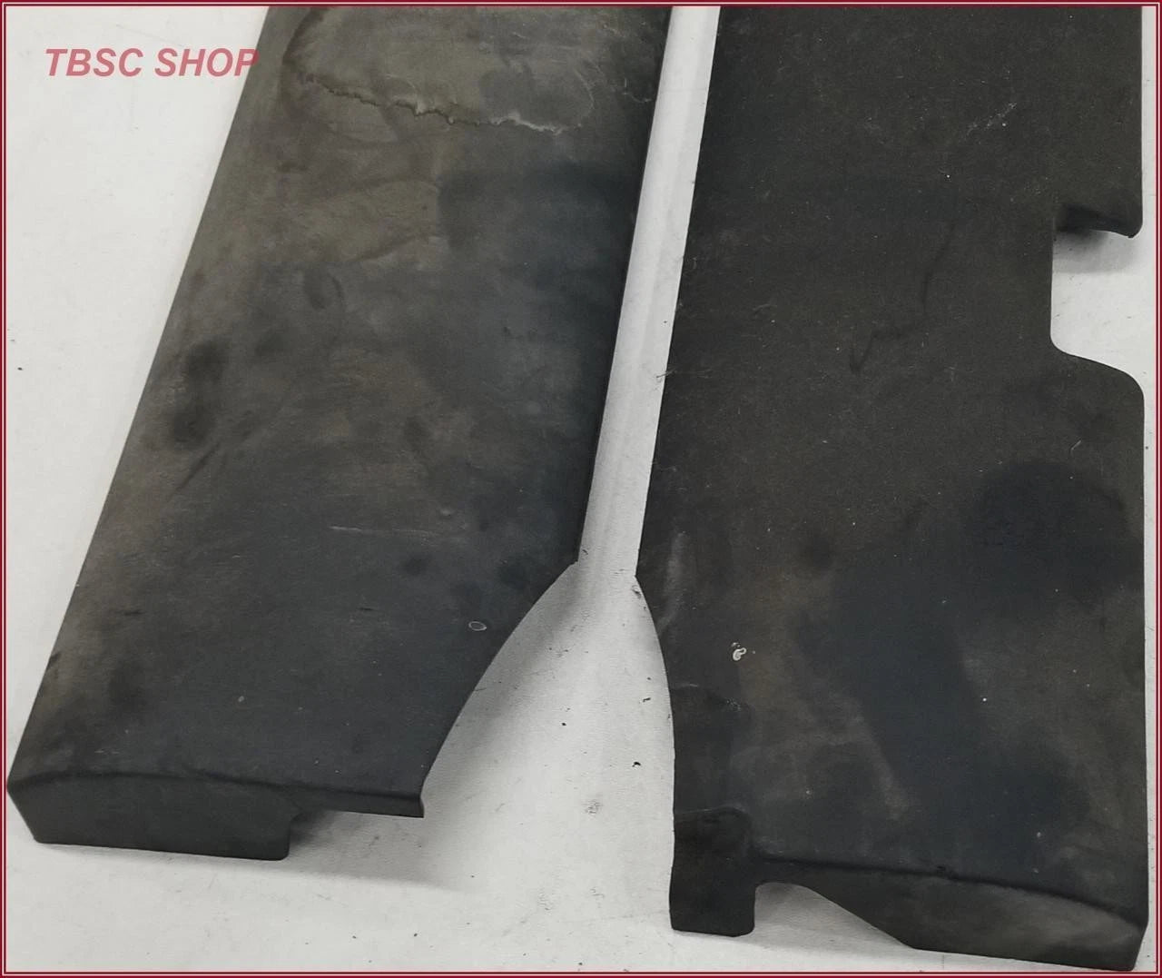 Set of 2 Valve Covers for Jaguar XJ8 XK8 4.2L V8 (2003–2007)