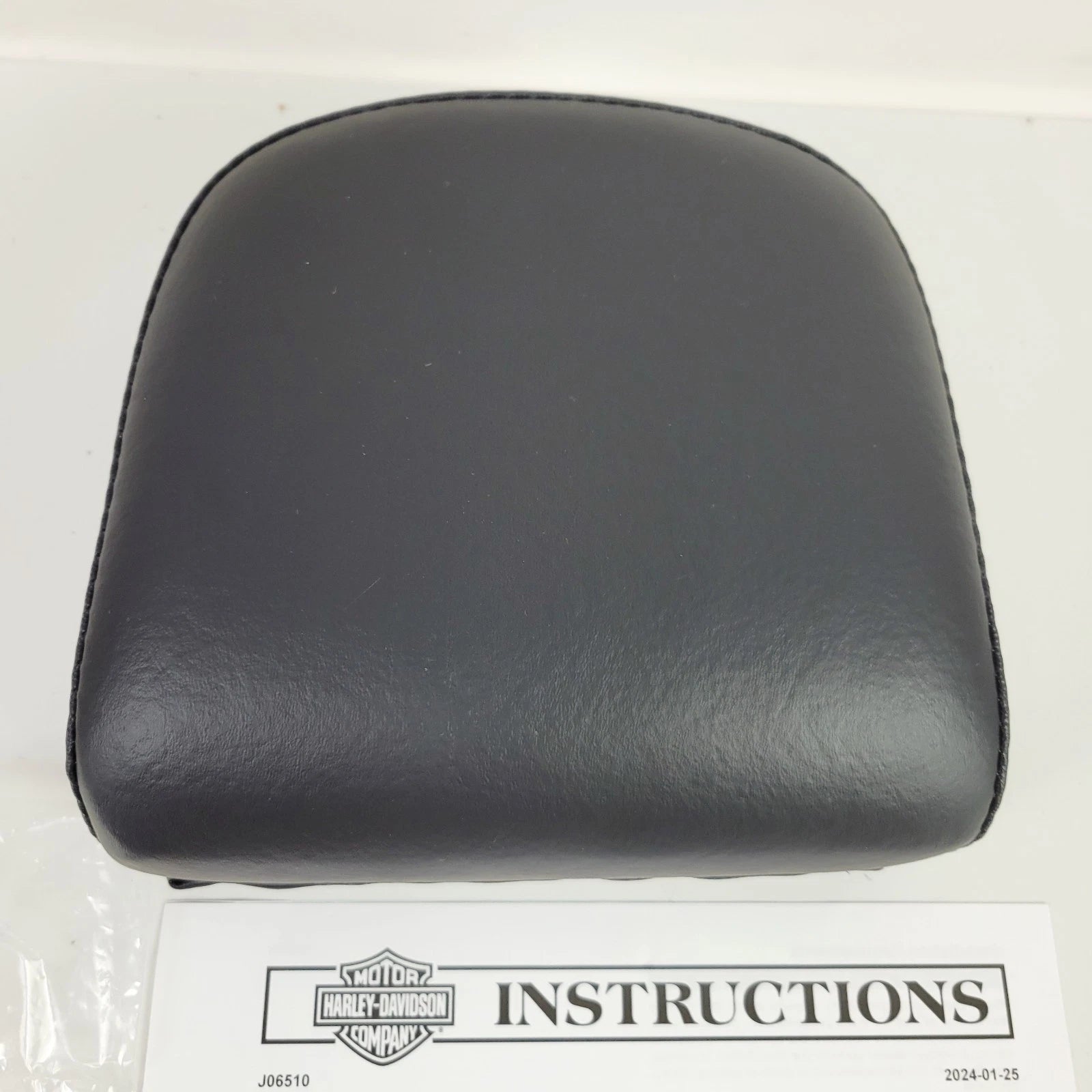 Passenger Backrest Pad for Harley-Davidson Softail (2018–2023) 52300733