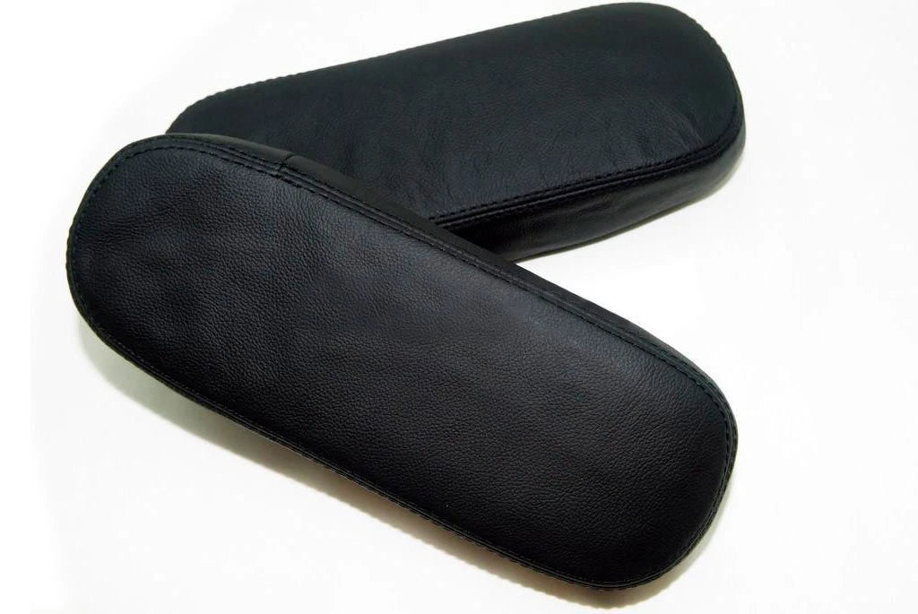 Vinyl Armrest Cover for Ford F250 F350 Excursion Lariat (1999–2007) Black