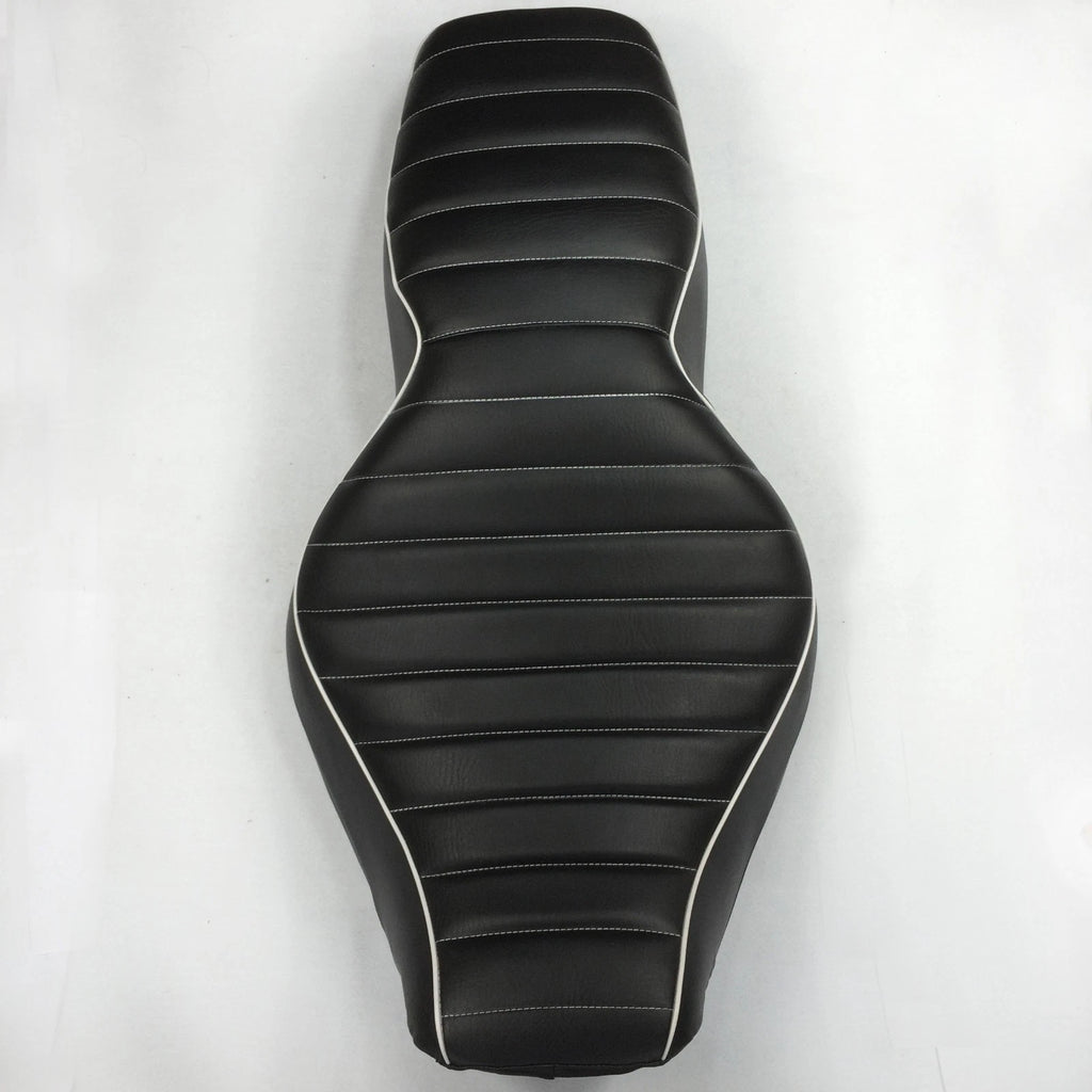 2X Cross Stripe Leather Seats for Harley Road King (1997–2006)