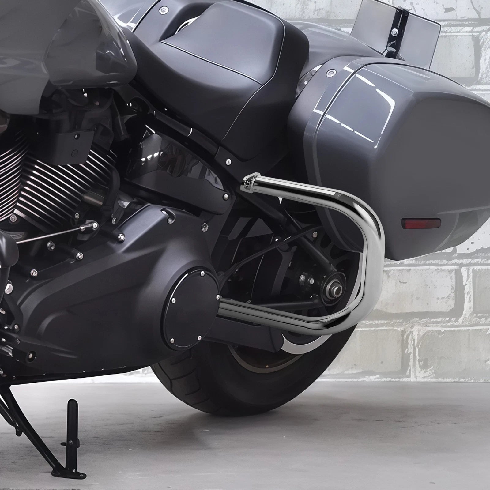 Saddlebags Support Guards for Harley Street Bob Low Rider (2018–2024)