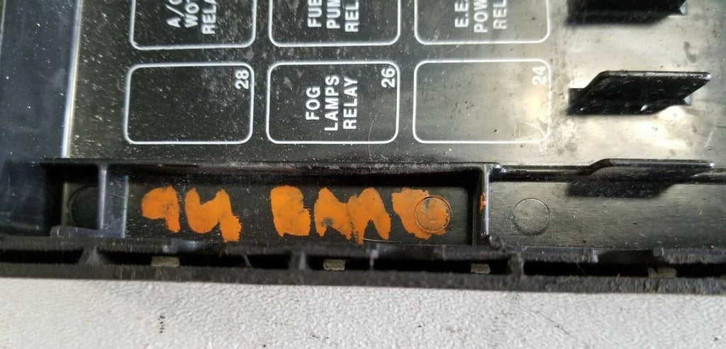 Fuse Box Cover for Ford Ranger Explorer 2.3L 4.0L (1993–1994) F37B-14A003-A