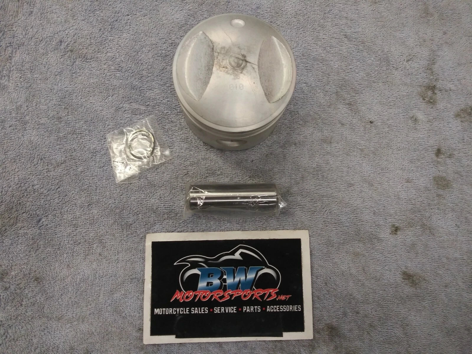 Twin Power 74ci Piston Set with Pin & Circlips for Shovel Pan (1974–1984)