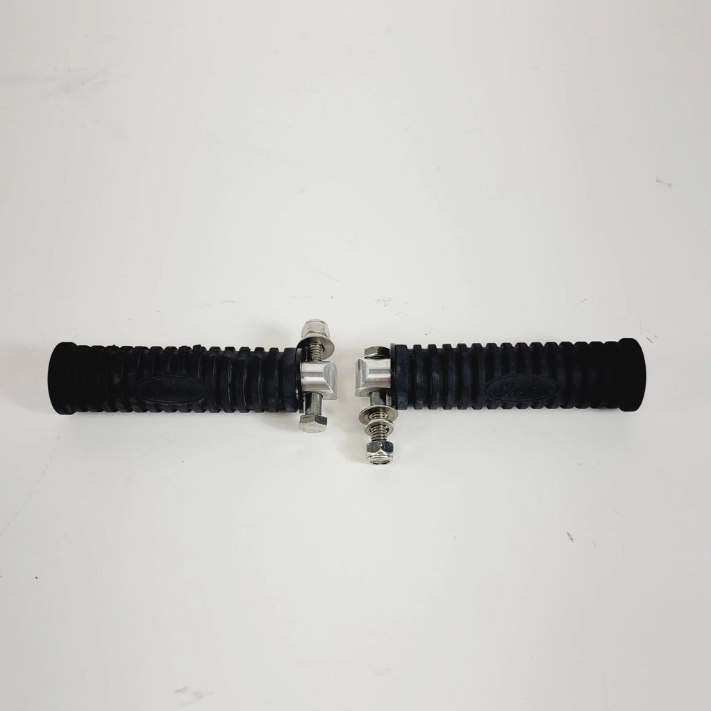 Set of 2 Black Foot Pegs for Indian Chief Chieftain Roadmaster Springfield