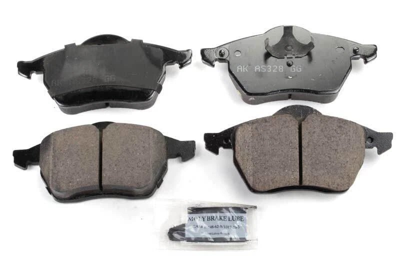Set of 4 Akebono Ceramic Disc Brake Pads for EUR687A (2010–2015)