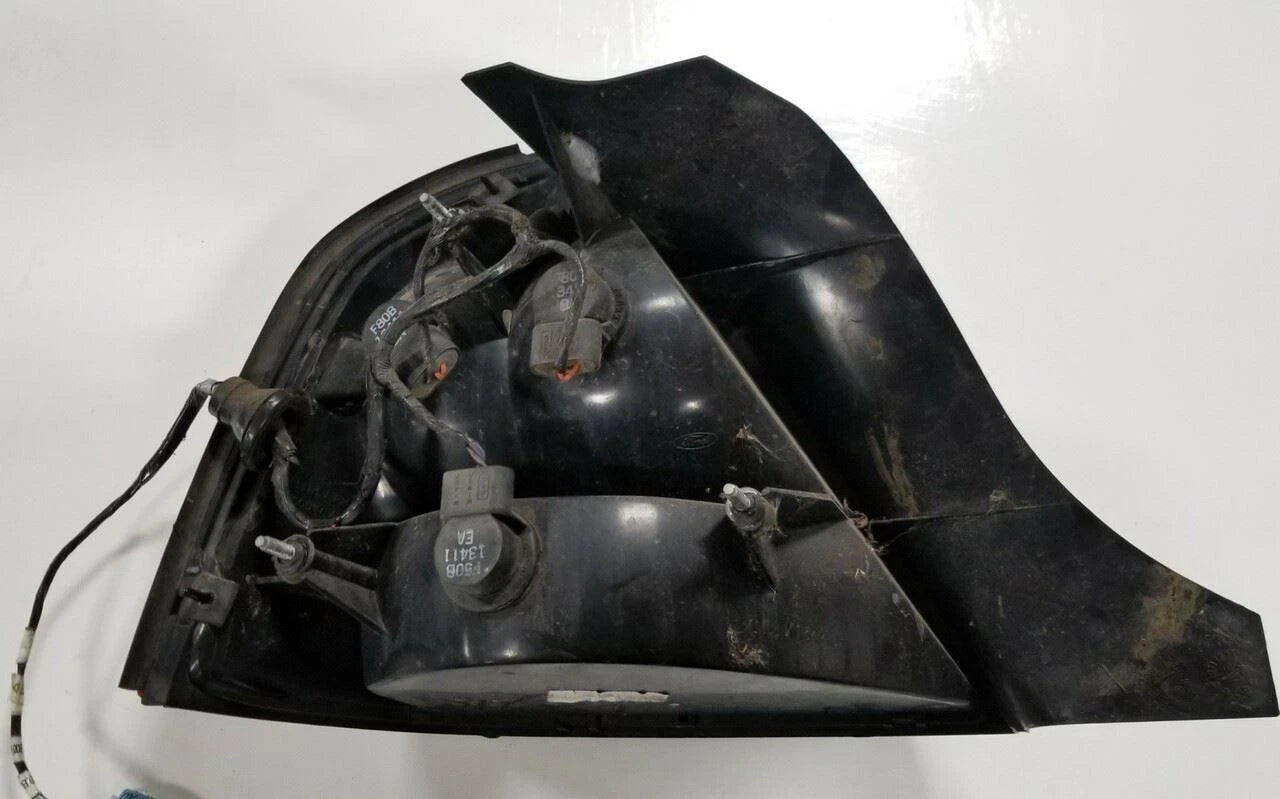 RH Tail Light Brake Lamp for Mercury Grand Marquis (1998–2002) OEM